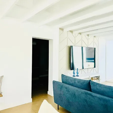 Canaryislandshost I Marino