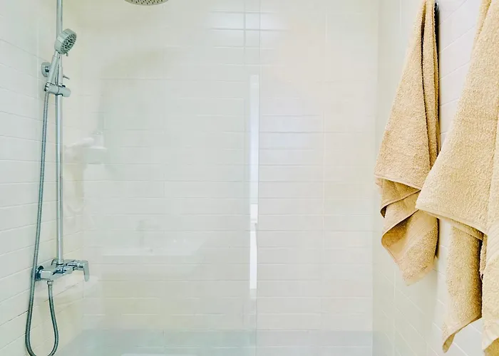 Canaryislandshost I Marino