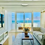 Vila Canaryislandshost I Marino *