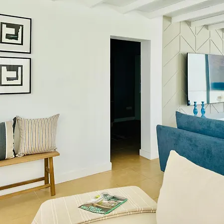 Canaryislandshost I Marino Famara